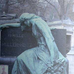 London Public Gardens (part 2) (feat. Darkened Escape)