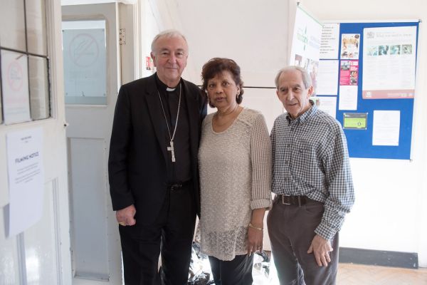 Cardinal Nichols launches Lenten Appeal on food poverty at Borehamwood Foodbank