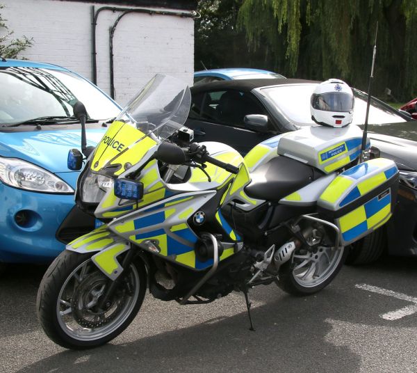 BX66CZO BMW F800GT Metropolitan Police Borehamwood 170921