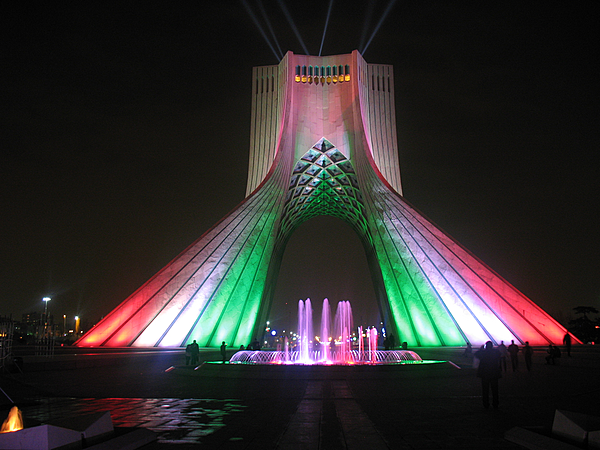 File:میدان آزادی، میدان شهیاد، برج آزادی، برج شهیاد، تهران Azadi Tower, Azadi Square, Meydea-e Azadi, Meydan-e Shahyad, Tehran province, Iran Flag colors - panoramio.jpg