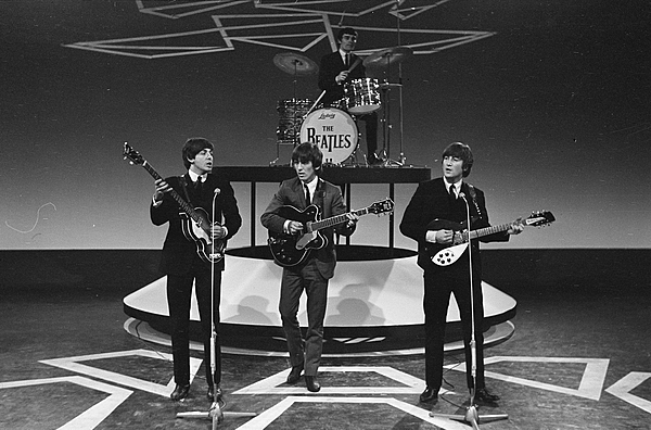 Televisie-optreden van The Beatles in Treslong te Hillegom vlnr. Paul McCartney, Bestanddeelnr 916-5099
