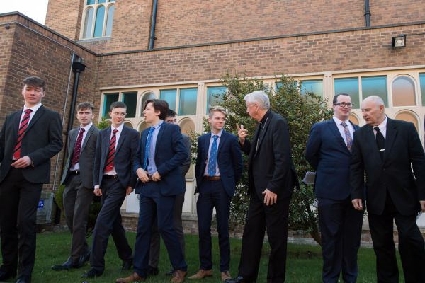 Cardinal Nichols launches Lenten Appeal on food poverty at Borehamwood Foodbank