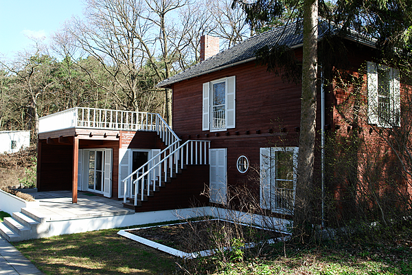 Albert Einstein home Berlin 100