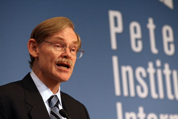World Bank President Zoellick speaks at Peterson Institute of International Economics about the lessons from instability in the Middle East