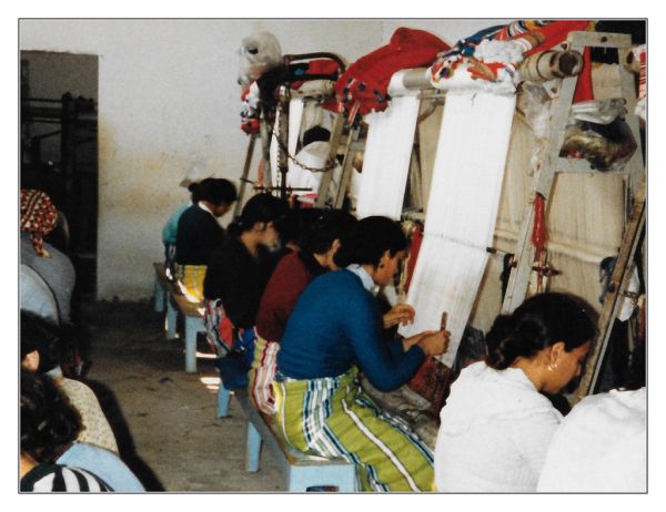 Hammam Sousse TN - carpet weavers