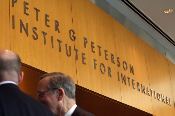 World Bank President Zoellick speaks at Peterson Institute of International Economics about the lessons from instability in the Middle East
