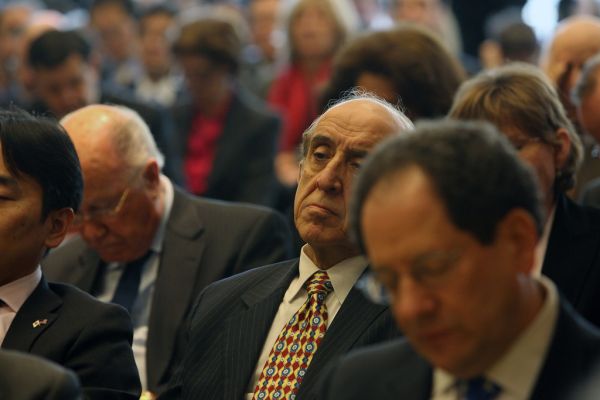 World Bank President Zoellick speaks at Peterson Institute of International Economics about the lessons from instability in the Middle East