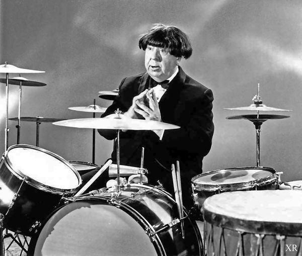 ... Alfred Hitchcock as a Beatle!