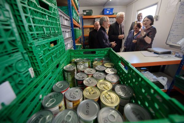 Cardinal Nichols launches Lenten Appeal on food poverty at Borehamwood Foodbank