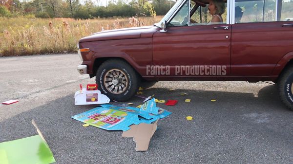 Jane & Natalie Destroy the Birthday Present