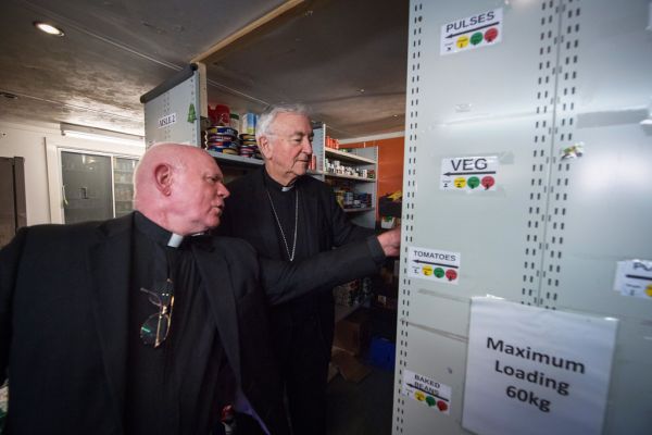 Cardinal Nichols launches Lenten Appeal on food poverty at Borehamwood Foodbank