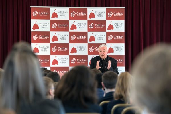 Cardinal Nichols launches Lenten Appeal on food poverty at Borehamwood Foodbank