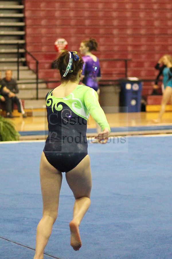 Natalie Parks [3/26/11] Floor