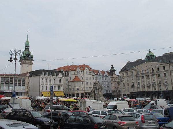 Mercado de verduras en Brno - República Checa