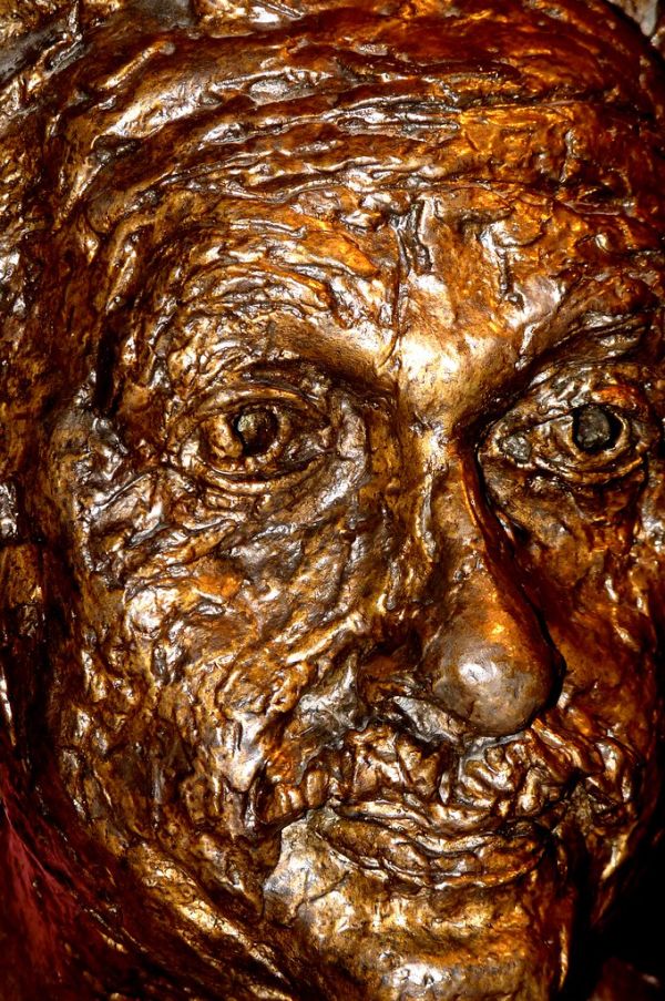 Albert Einstein Bronze ~