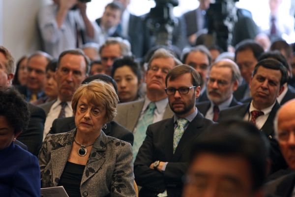 World Bank President Zoellick speaks at Peterson Institute of International Economics about the lessons from instability in the Middle East