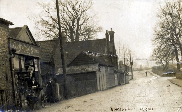 Borehamwood Cash Stores 005