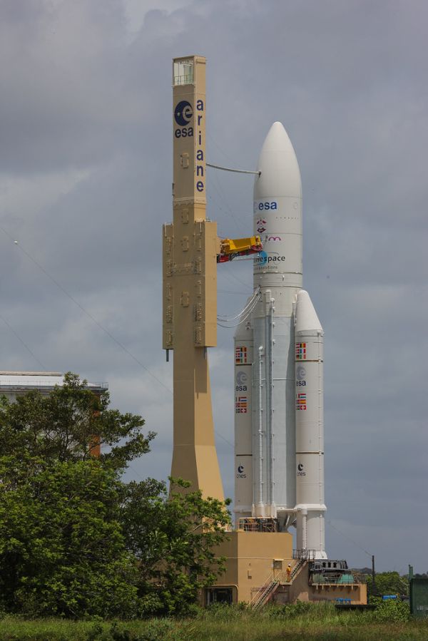 Raumfrachter ATV-4 'Albert Einstein' Ariane 5ES Rollout_4