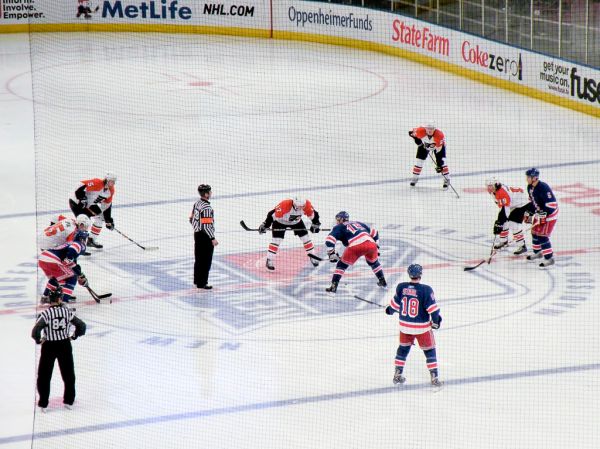 New York Rangers vs. Philadelphia Flyers 4.9.09