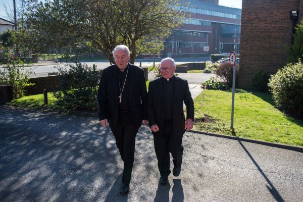 Cardinal Nichols launches Lenten Appeal on food poverty at Borehamwood Foodbank