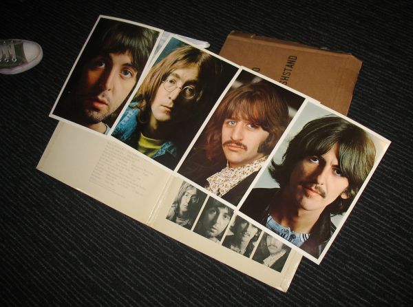 Beatles White Album, First Pressing No. 0000003 (Gatefold Double LP + insert prints), Brought Into Work by a Colleague 22-02-06