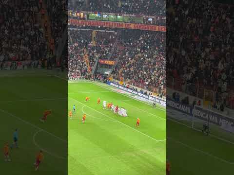 Galatasaray - Gaziantep FK | 24 Ocak 2024 - K.Demirbay Frikik #galatasaray #tribün  #alisamiyen