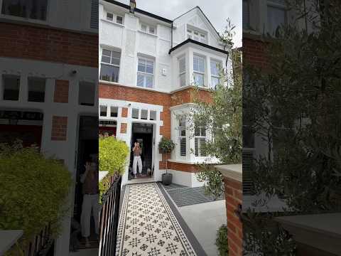 Inside Hannah Hampton’s Beautiful London Townhouse