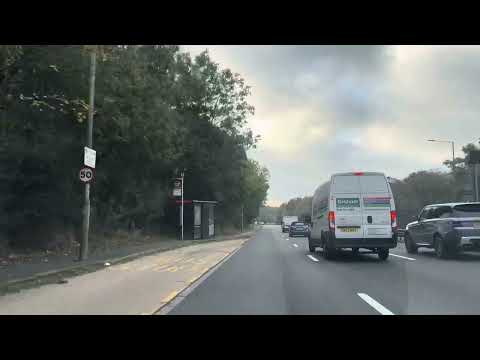 Stirling Corner Roundabout Borehamwood 4 exit towards Edgware apex corner roundabout 2 exit .23 Octo