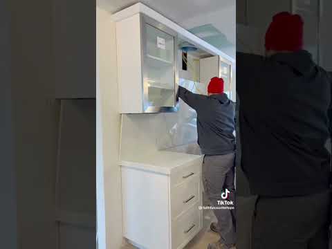 New kitchen trends, Porcelain backsplash and countertops