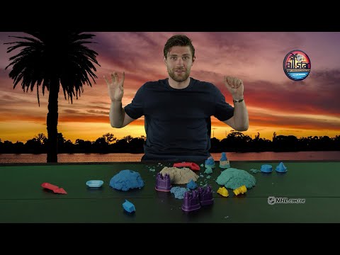 Leon Draisaitl Beach Q&amp;A, builds sandcastles | Leon Draisaitl baut Sandburgen, beantwortet Beach Q&amp;A